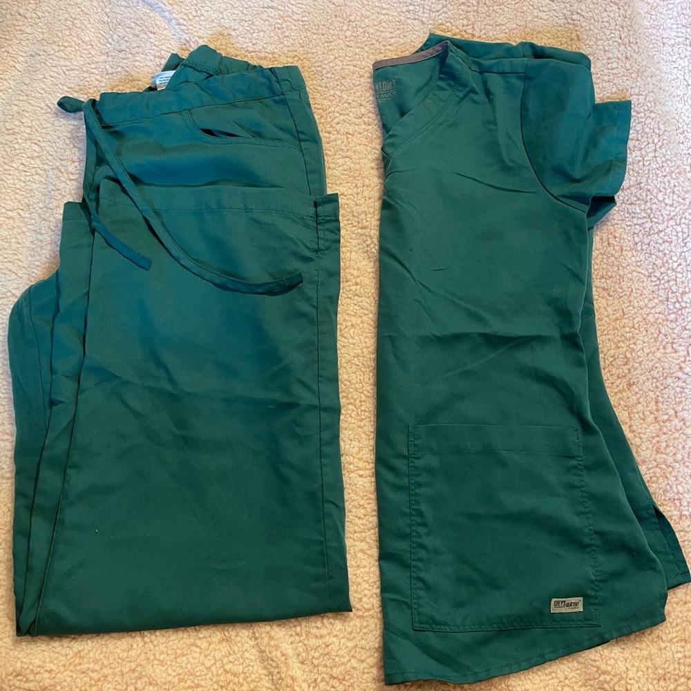 Grey anatomy scrub set
